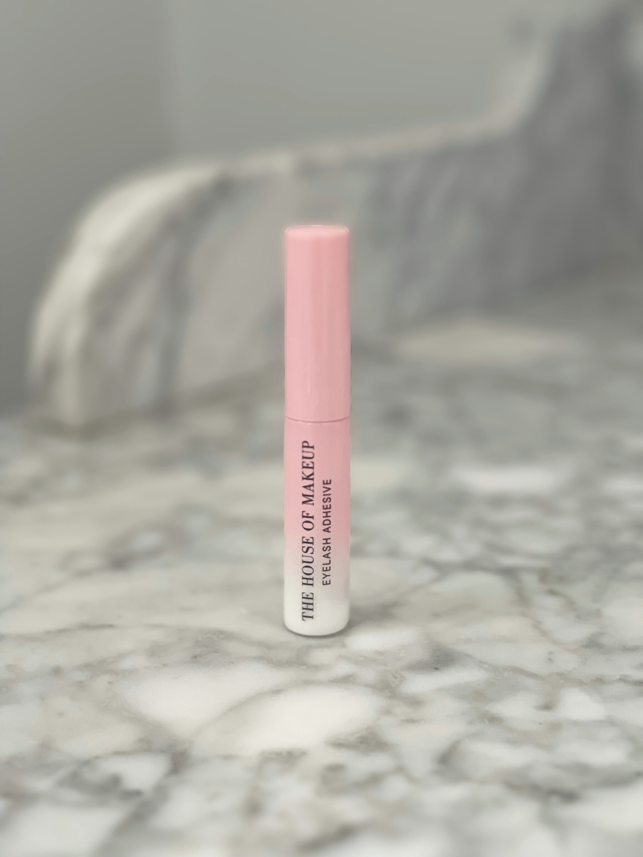 Lash Adhesive