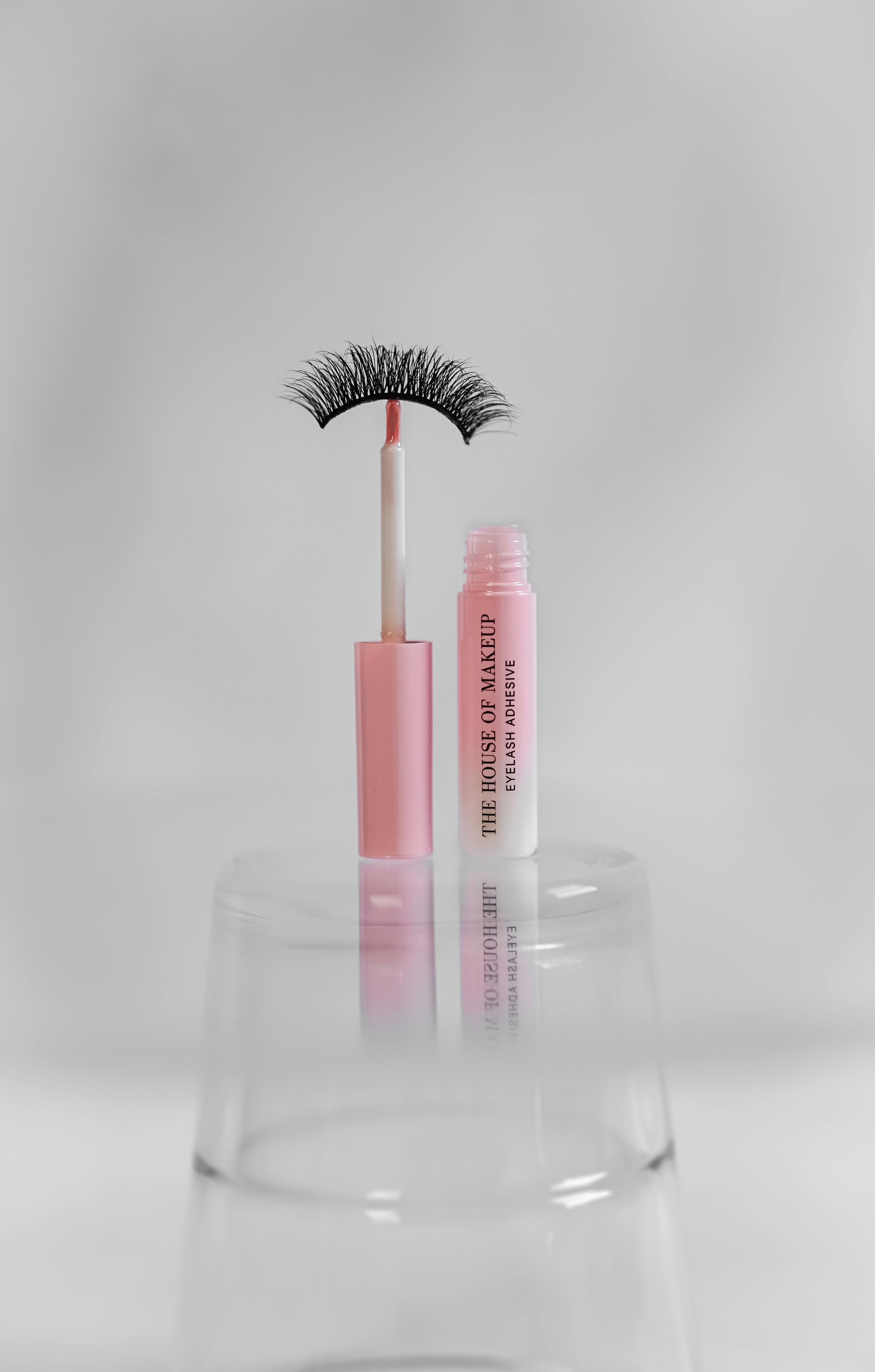 Lash Adhesive